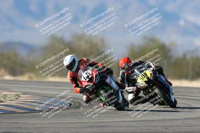 media/Dec-07-2025-CVMA (Sun) [[3e7d2de5dc]]/Race 12- Formula 40 MW and LW/